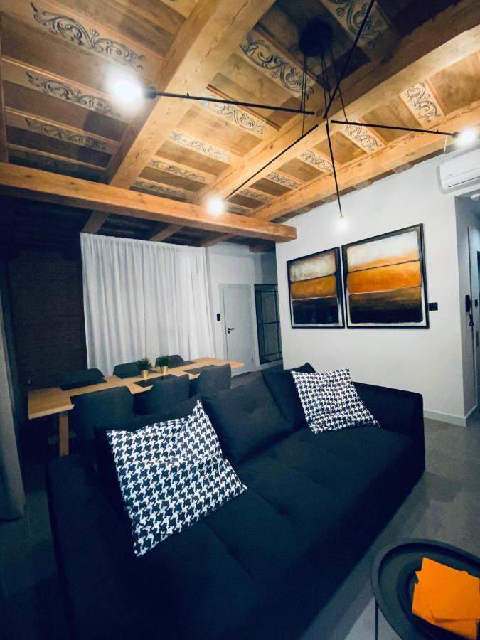 Piernikowe Apartamenty Торунь Экстерьер фото