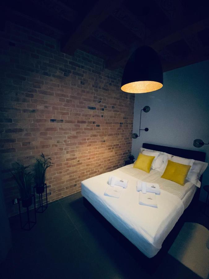 Piernikowe Apartamenty Торунь Экстерьер фото